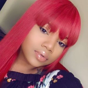 Meet your Posher, Karessa